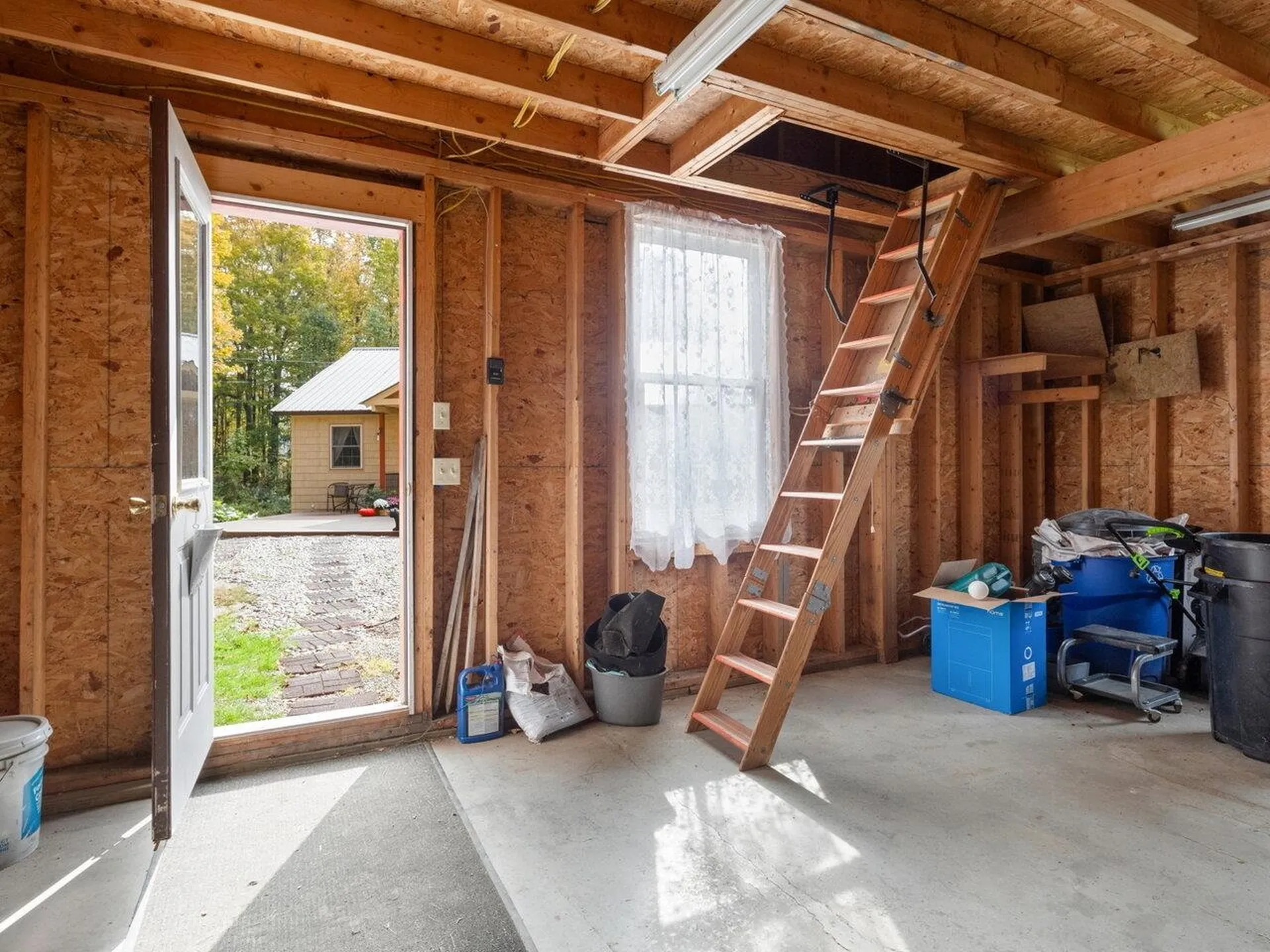 27 Apple Blossom Drive Waterbury VT 05677