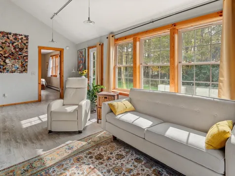 27 Apple Blossom Drive Waterbury VT 05677