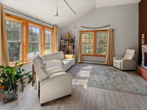 27 Apple Blossom Drive Waterbury VT 05677