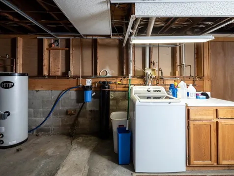 27 Apple Blossom Drive Waterbury VT 05677