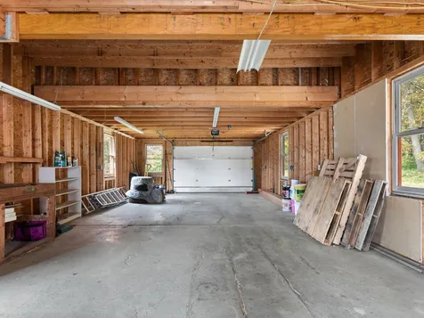 27 Apple Blossom Drive Waterbury VT 05677