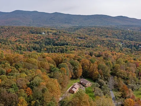 27 Apple Blossom Drive Waterbury VT 05677