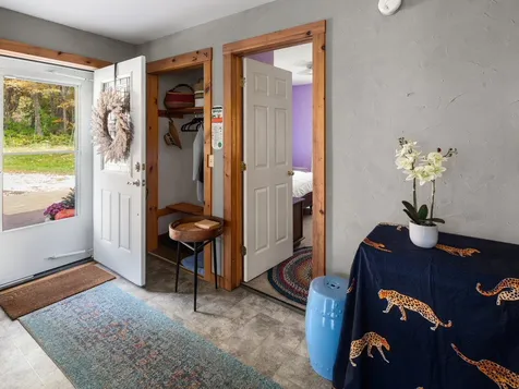 27 Apple Blossom Drive Waterbury VT 05677