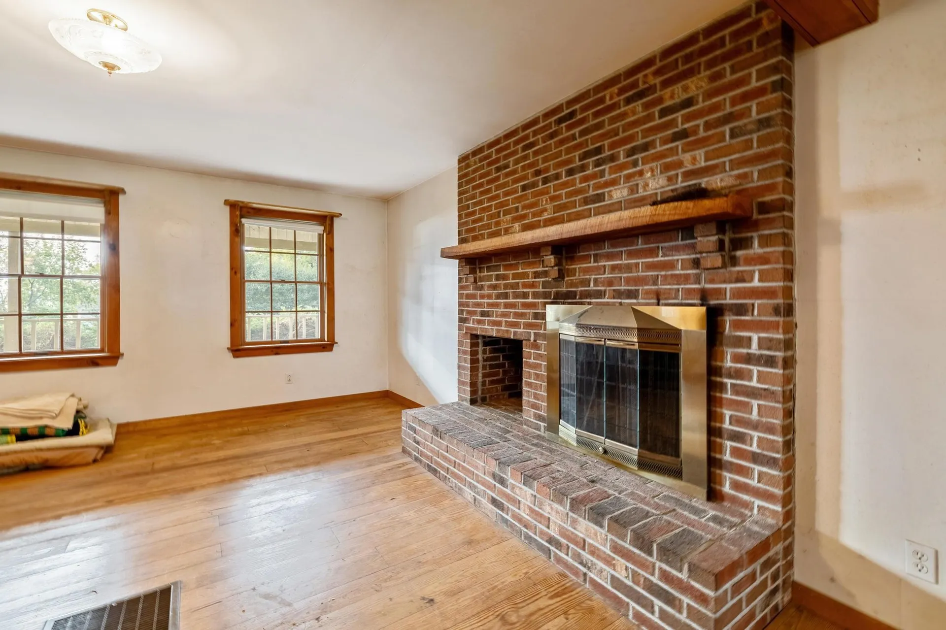 223 Sunset View Lane Isle La Motte VT 05463