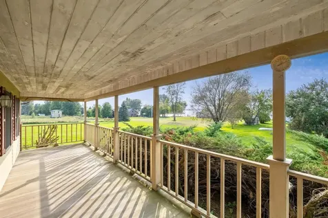 223 Sunset View Lane Isle La Motte VT 05463