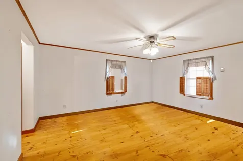 223 Sunset View Lane Isle La Motte VT 05463
