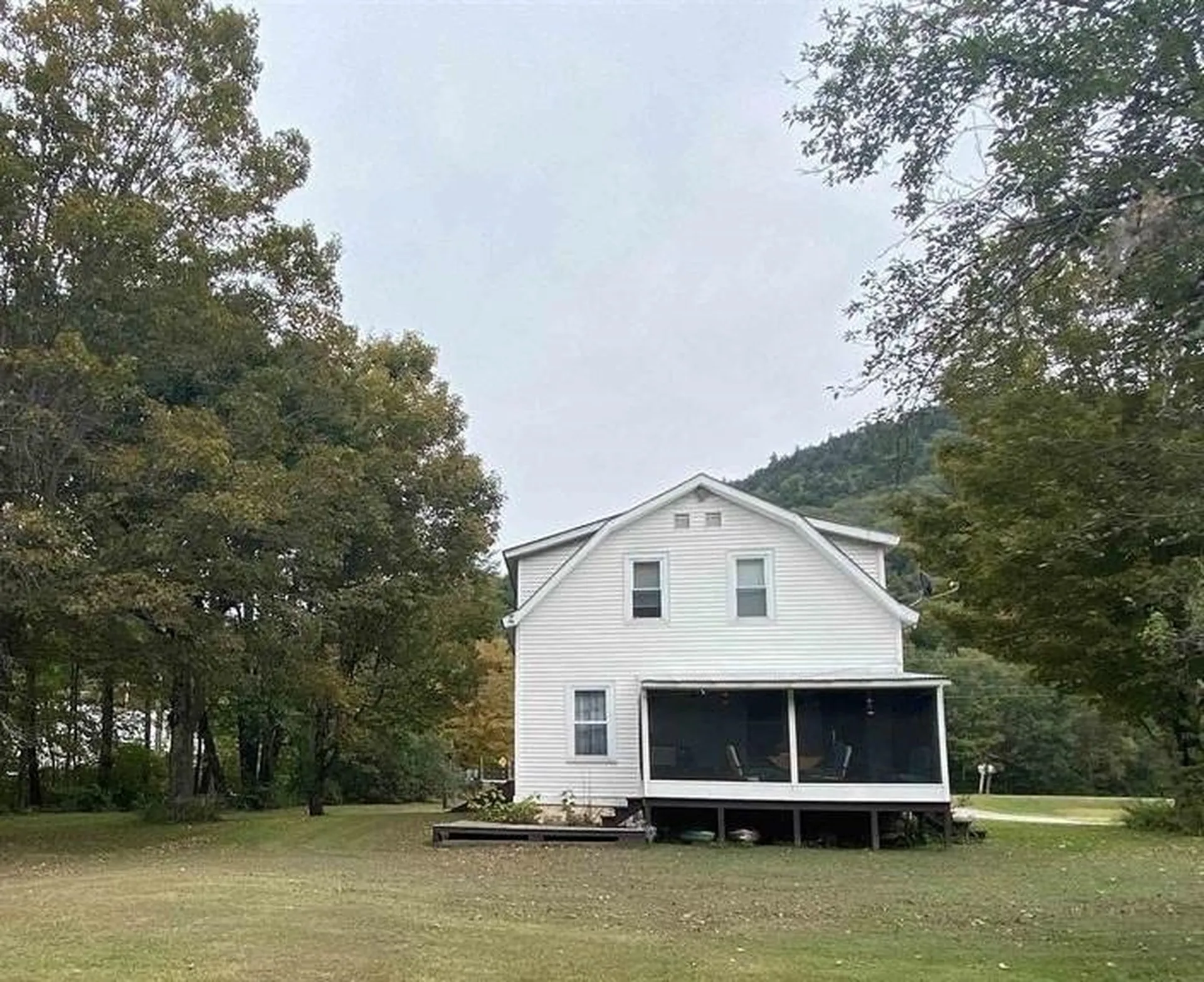 1344 Vt Route 100 S Rochester VT 05767-9502