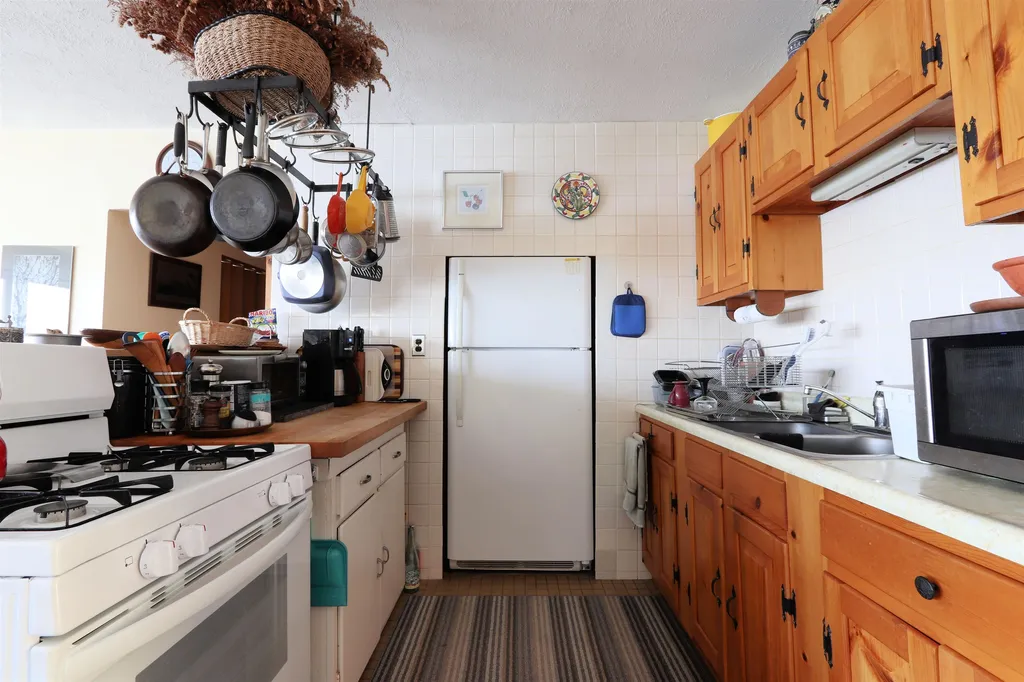 52 Meadow Lane Cabot VT 05647