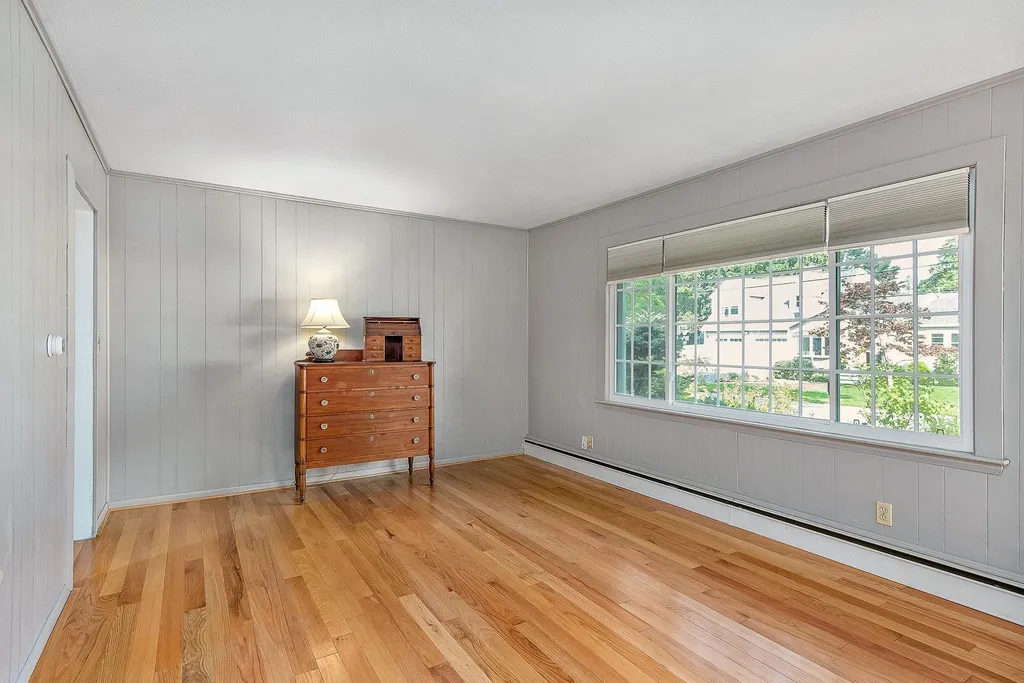 17 Philbrook Terrace Hampton NH 03842