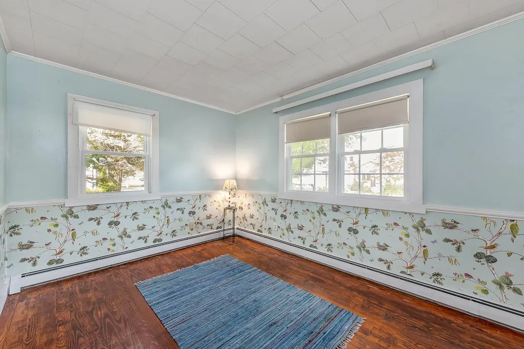 17 Philbrook Terrace Hampton NH 03842