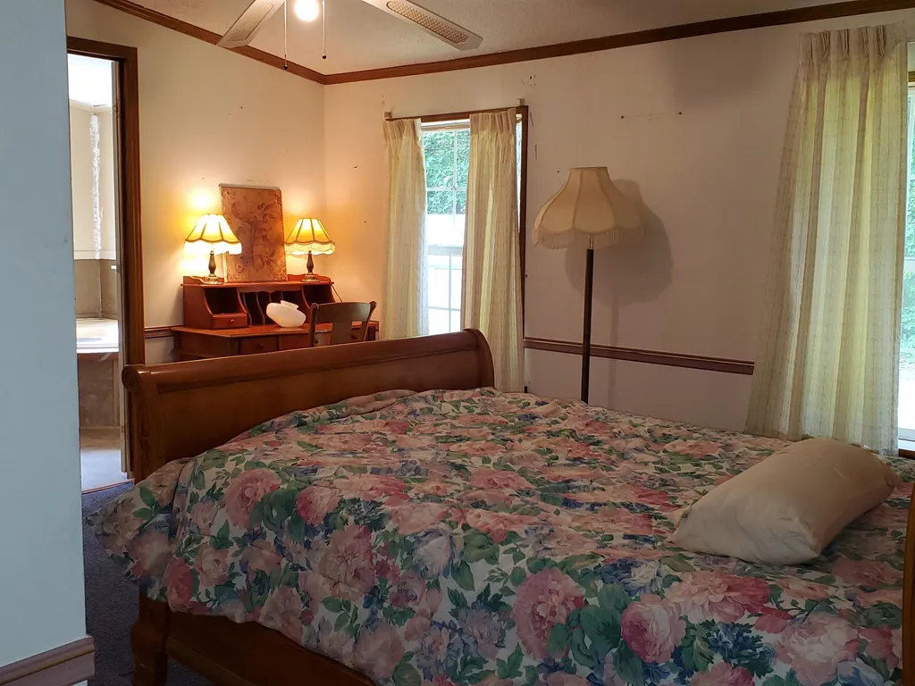 65 Courtney Lane Eliot ME 03903