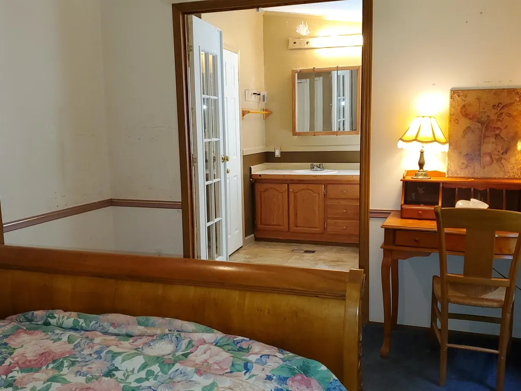 65 Courtney Lane Eliot ME 03903