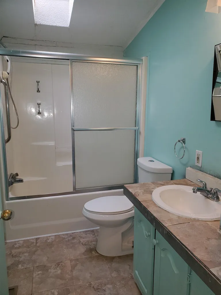 65 Courtney Lane Eliot ME 03903