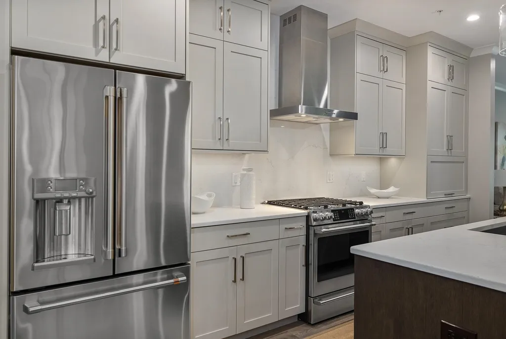 960 Sagamore Avenue Portsmouth NH 03801