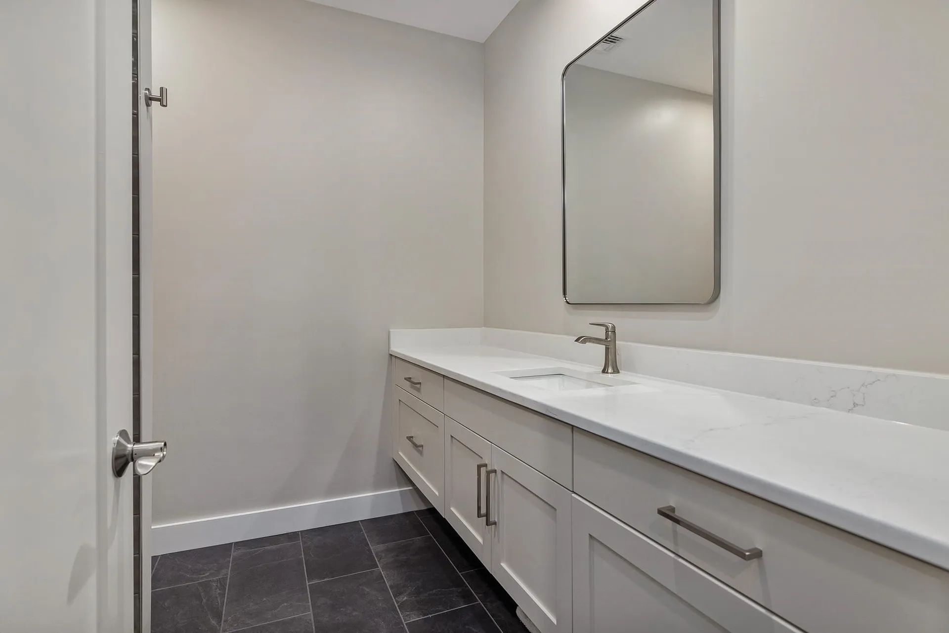 960 Sagamore Avenue Portsmouth NH 03801