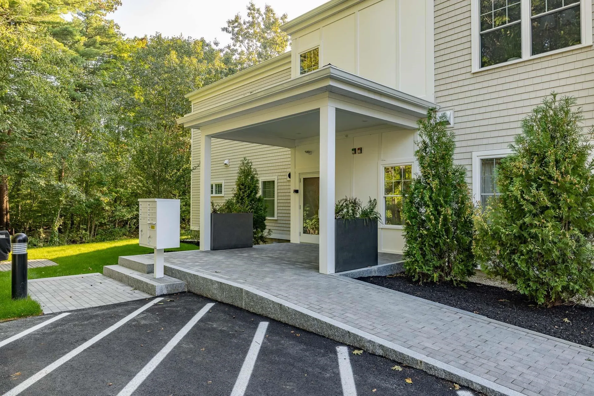 960 Sagamore Avenue Portsmouth NH 03801