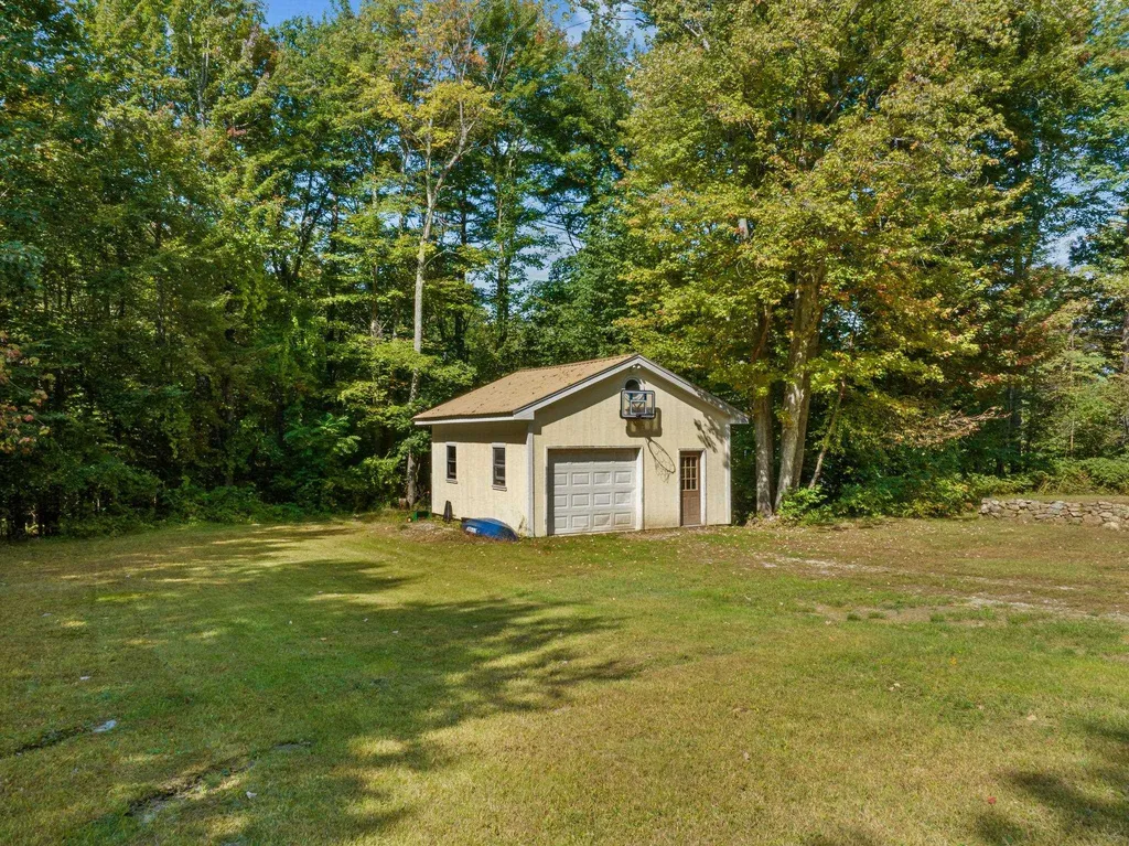 349 Cross Mill Road Northfield NH 03276