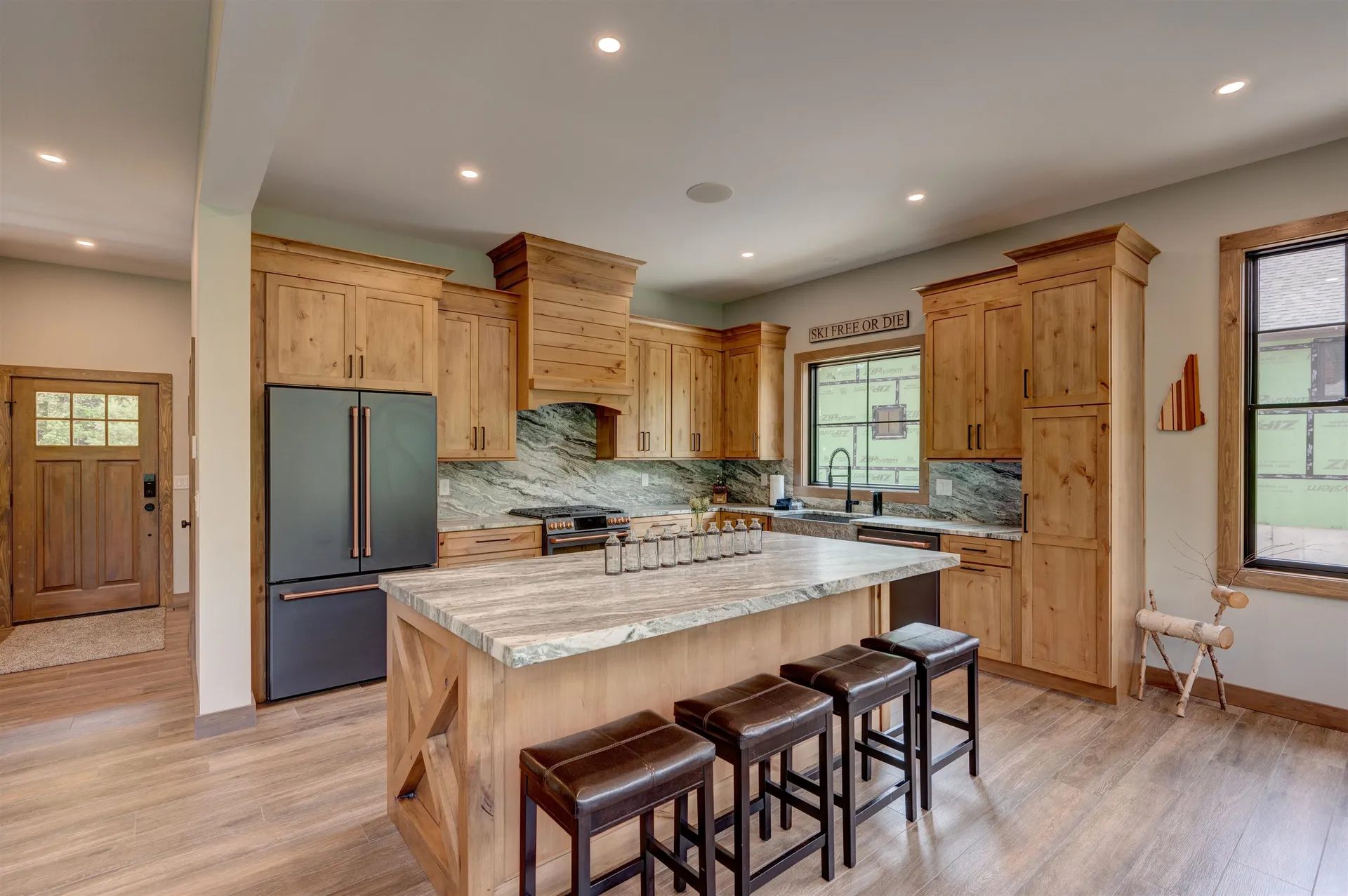 326 South Peak Road Lincoln NH 03251
