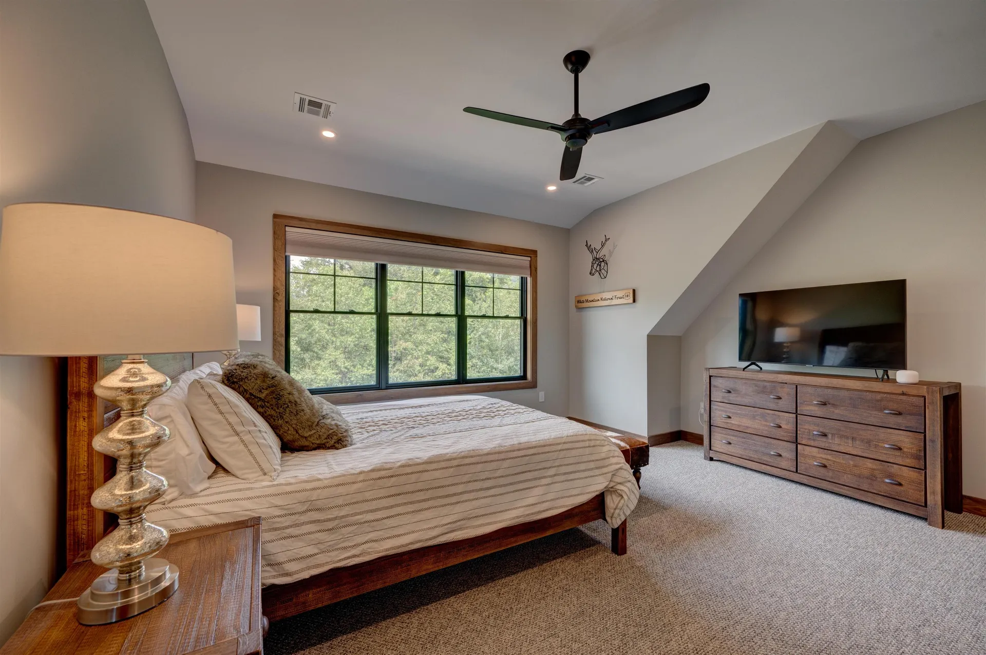 326 South Peak Road Lincoln NH 03251