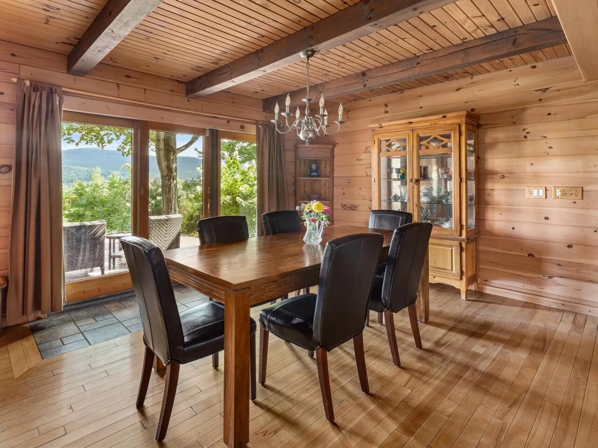 445 Greystone Drive Richmond VT 05477
