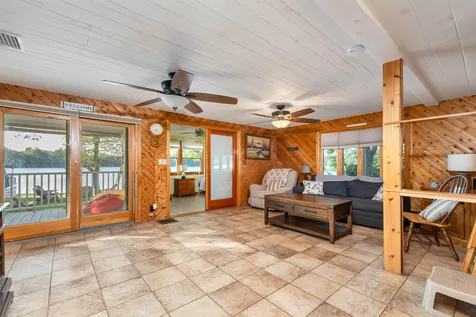 13 Shirley Lane Kingston NH 03848