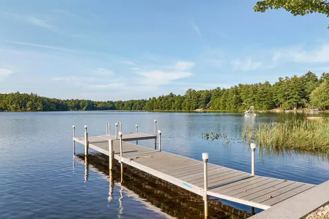 13 Shirley Lane Kingston NH 03848