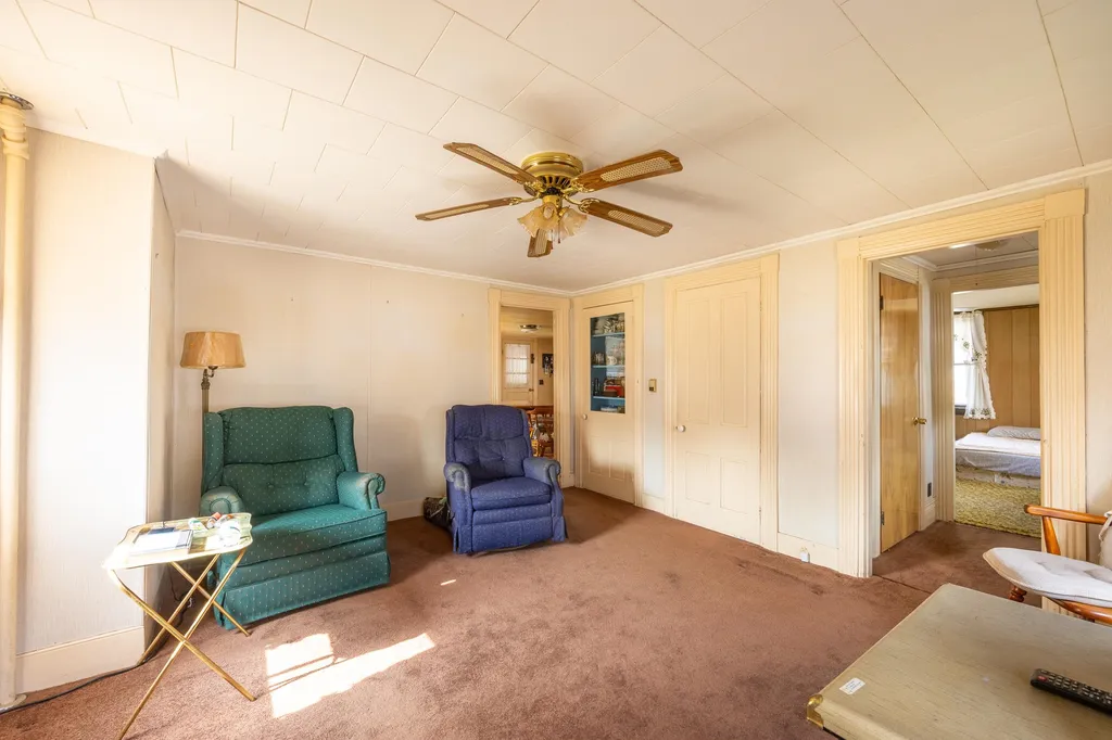 7 Portland Street Somersworth NH 03878-2203