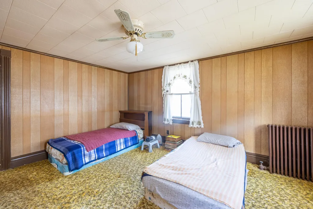 7 Portland Street Somersworth NH 03878-2203