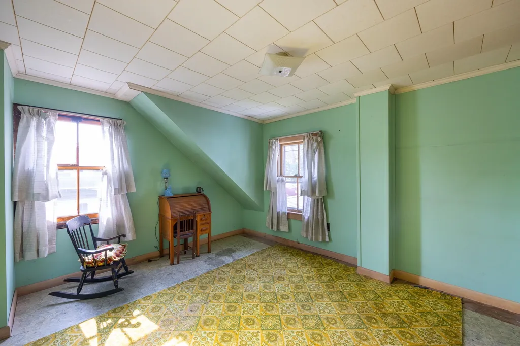 7 Portland Street Somersworth NH 03878-2203