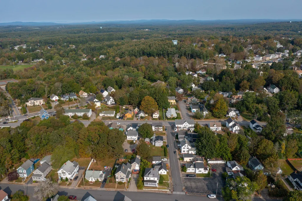 7 Portland Street Somersworth NH 03878-2203