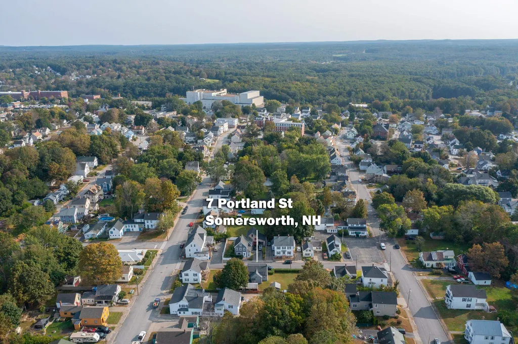 7 Portland Street Somersworth NH 03878-2203