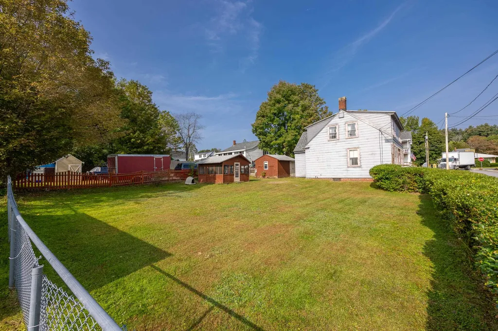 7 Portland Street Somersworth NH 03878-2203