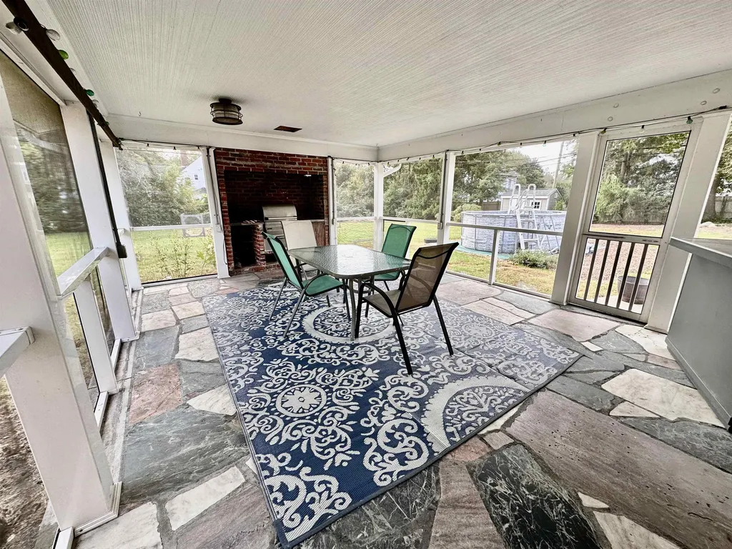 1 Woodland Road Dover NH 03820