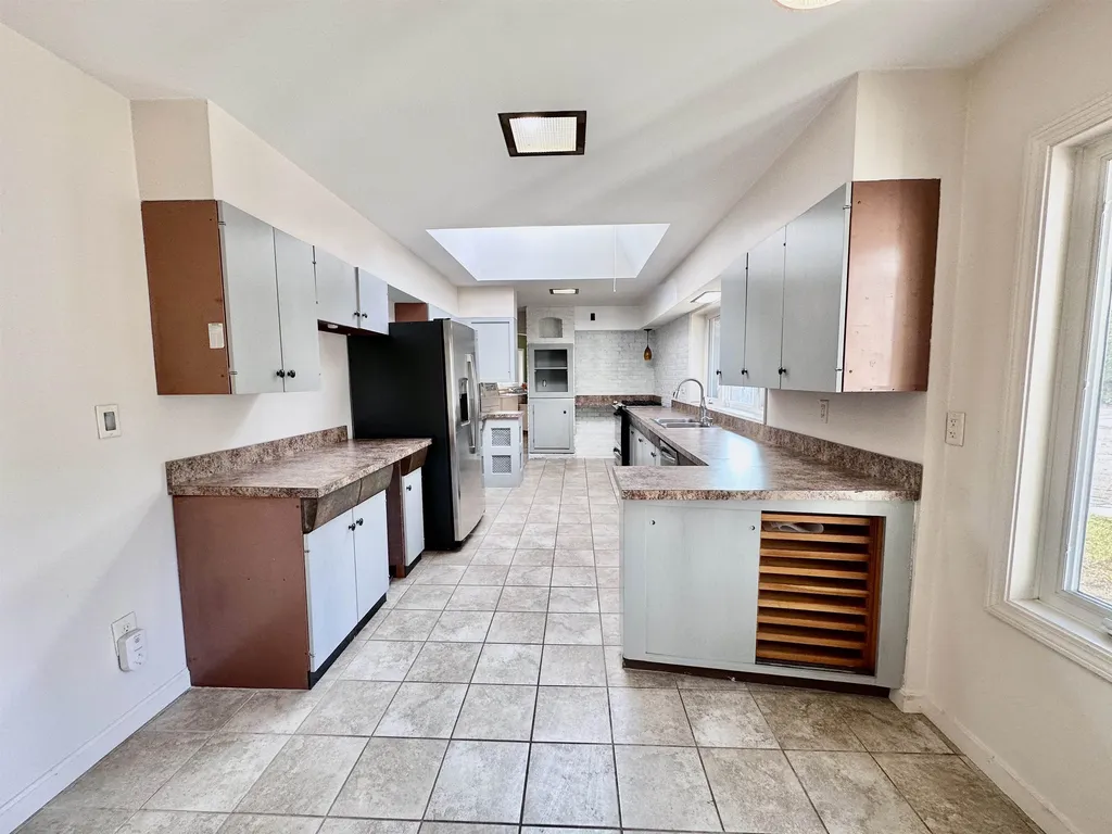 1 Woodland Road Dover NH 03820