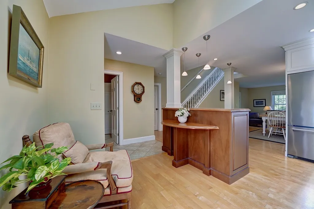 579 Sagamore Avenue Portsmouth NH 03801