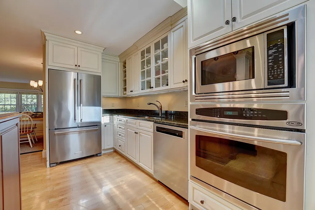 579 Sagamore Avenue Portsmouth NH 03801