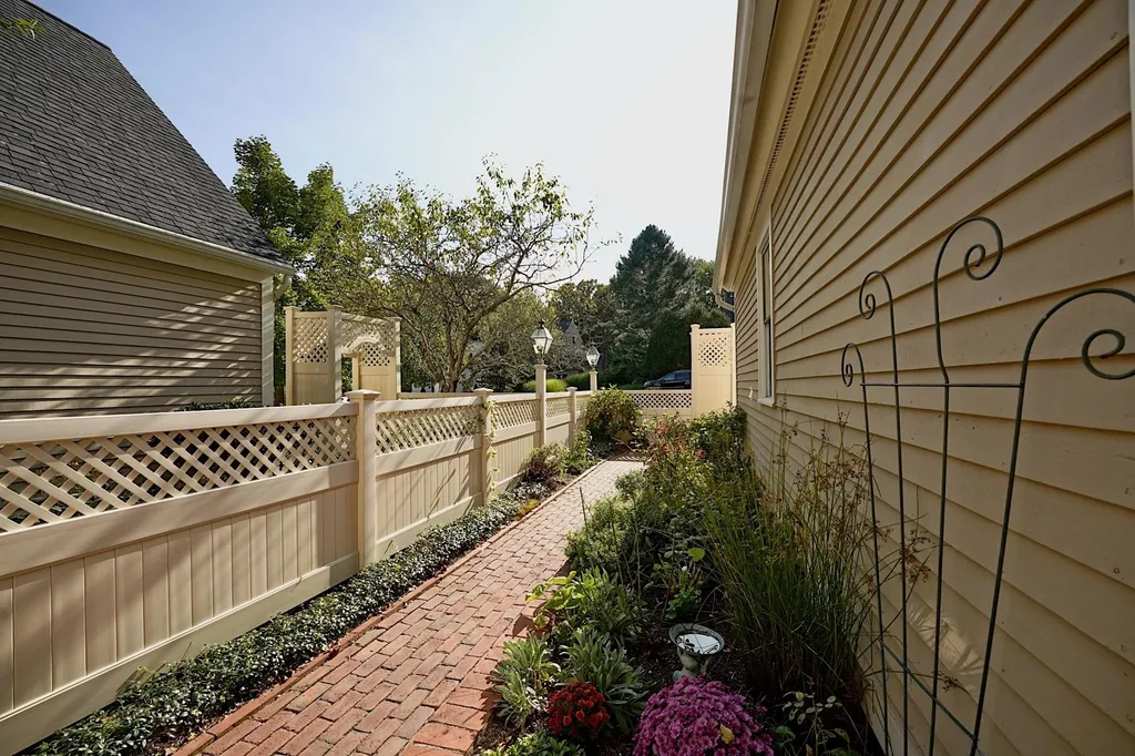 579 Sagamore Avenue Portsmouth NH 03801