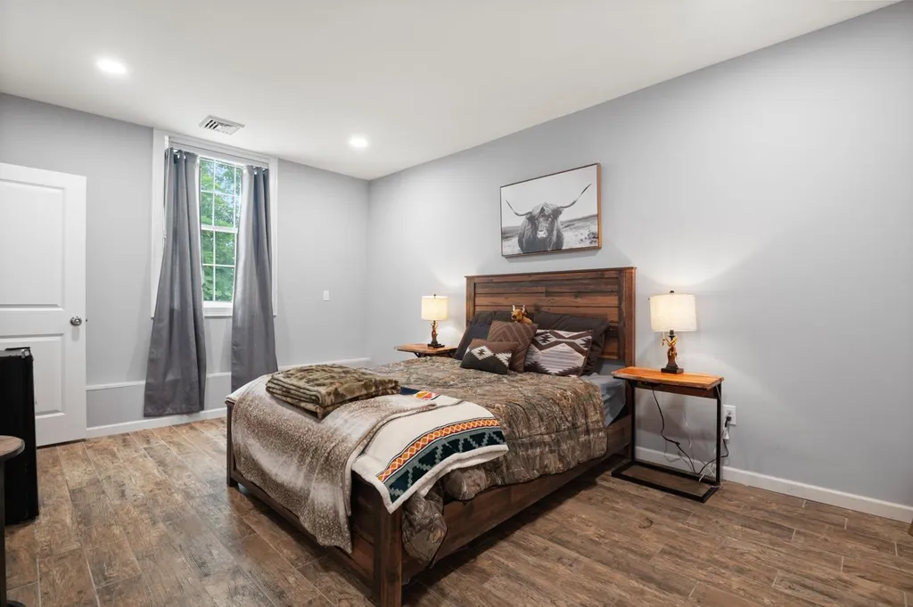 12 Kelly Road Salem NH 03079