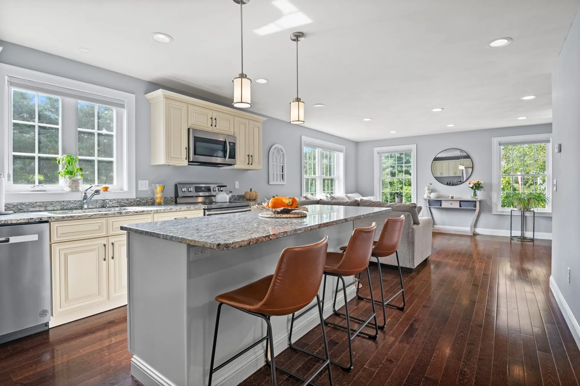 12 Kelly Road Salem NH 03079