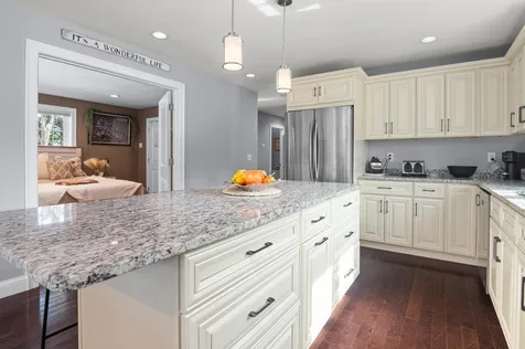 12 Kelly Road Salem NH 03079