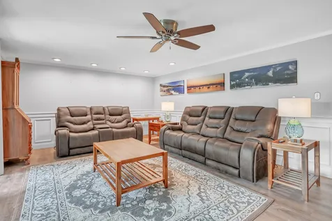 337 Wadleigh Falls Road Newmarket NH 03857