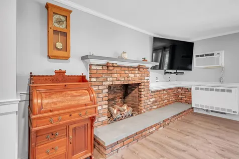 337 Wadleigh Falls Road Newmarket NH 03857