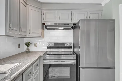 337 Wadleigh Falls Road Newmarket NH 03857