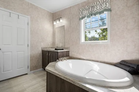 8 Buddy Street Hooksett NH 03106
