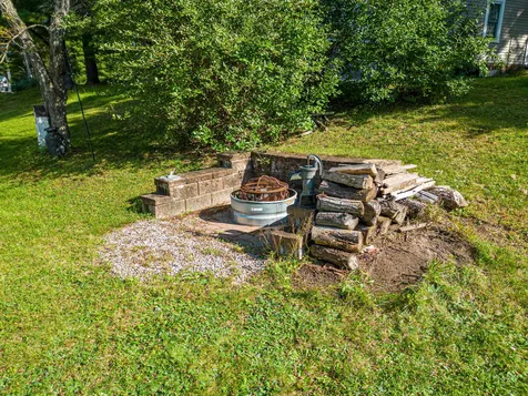 8 Buddy Street Hooksett NH 03106