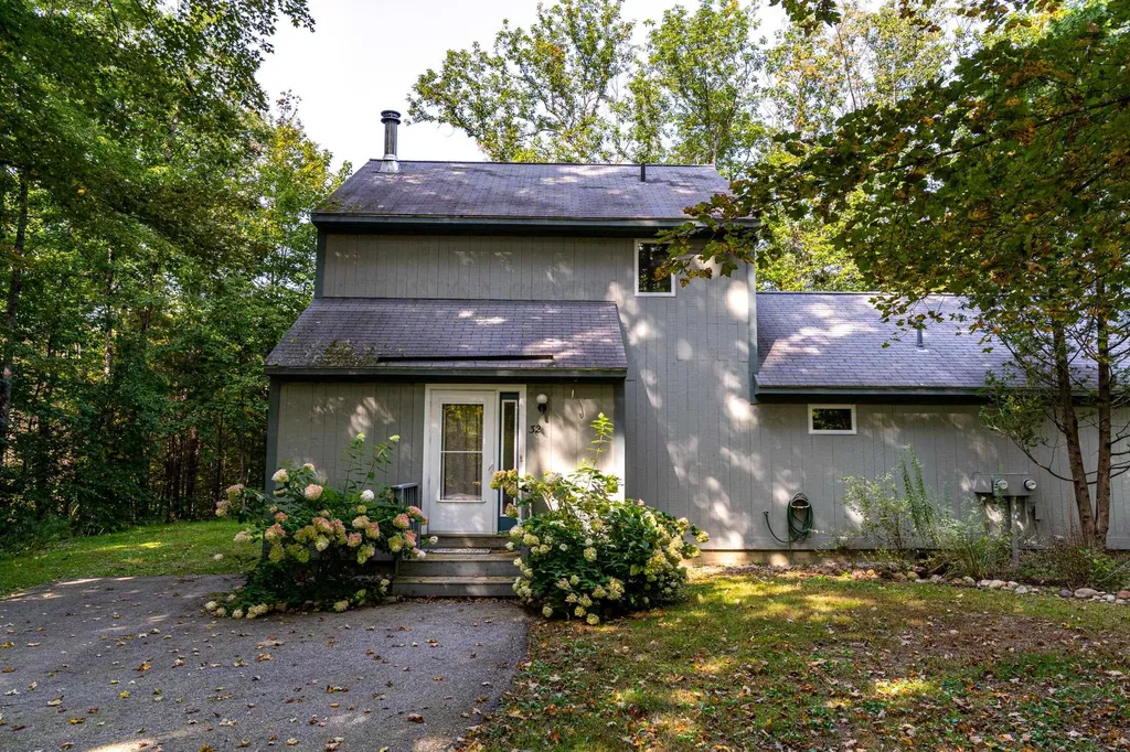32 Birchlea Loop Bartlett NH 03812