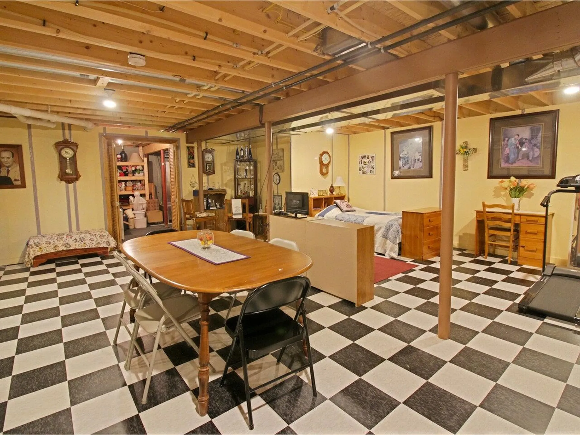 11 Erin Court Milton VT 05468