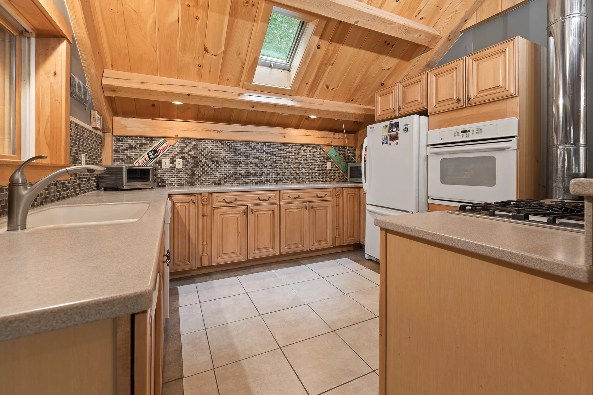77 Old Stowell Hill Road Londonderry VT 05148