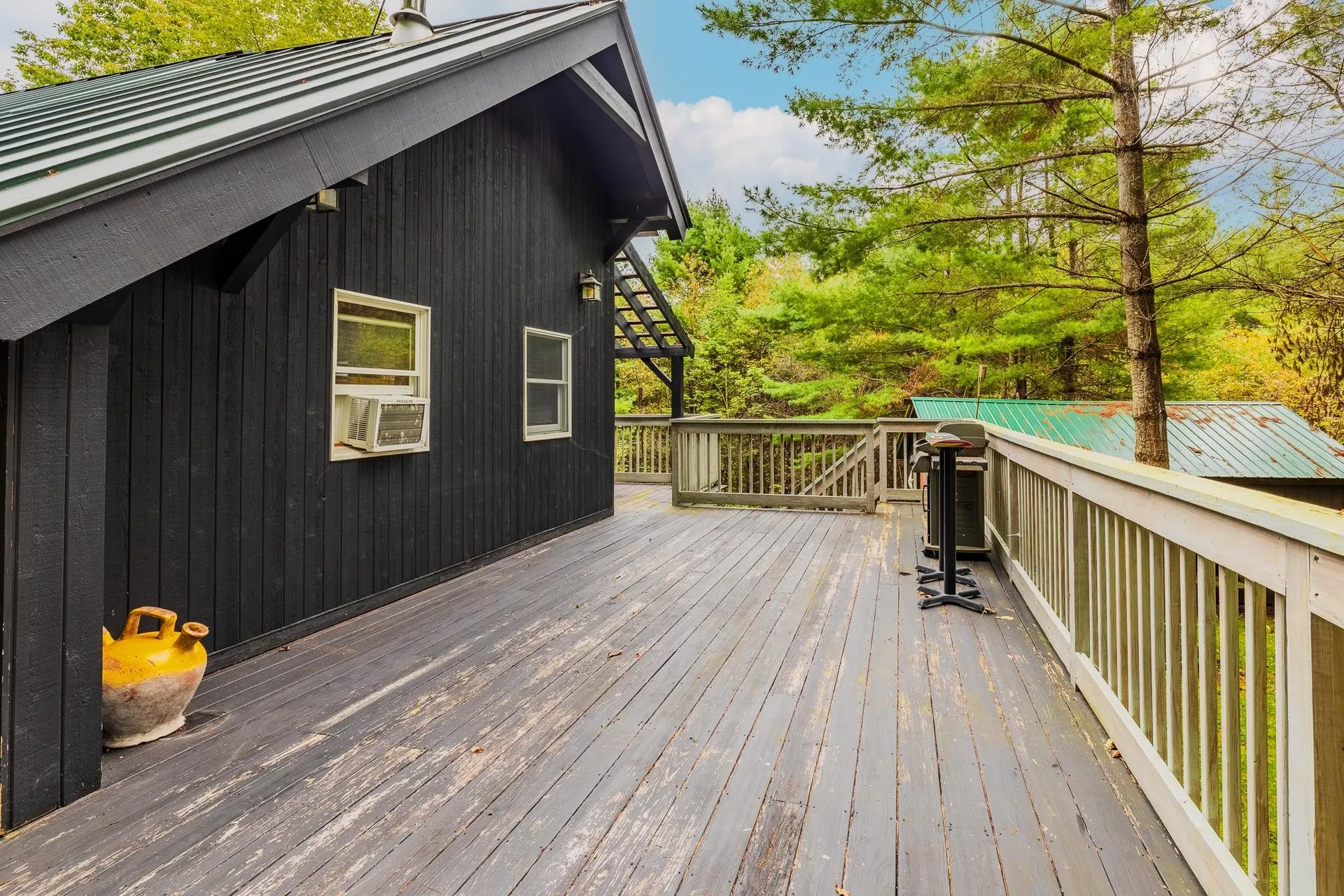 77 Old Stowell Hill Road Londonderry VT 05148
