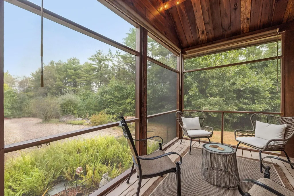 559 Hill Road Franklin NH 03235